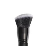 e.l.f. Dual-Ended Cream + Powder Brush, Two-in-One Makeup Brush For Creating A Gorgeous, Airbrushed-looking Complexion, Vegan & Cruelty-free - Image 3