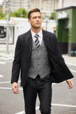 COOFANDY Men's Casual Business Vests Lightweight Waistcoat Slim Fit Suit Vest - Image 5