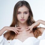 Color Nymph All-in-One Makeup Kit - Perfect for Women, Teens, and Beginners! Unlock Endless Possibilities with 24 Gorgeous Shades of Matte and Shimmer Eyeshadow, Highly Pigmented Lip Glosses, Eyeliner - Image 9