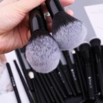 DUcare Professional Makeup Brushes Set 27Pcs Makeup Brush Set Premium Synthetic Kabuki Foundation Blending Face Powder Blush Concealers Eye Shadows Brushes - Image 5