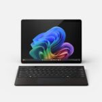 Microsoft Surface Pro 13" (OLED) Copilot+ PC (Snapdragon X Elite/16GB RAM/1TB SSD) - Black - Device Only (Renewed) - Image 8