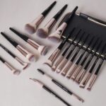 Makeup Brushes with Case, MAANGE 18 Pcs Professional Makeup Brush Set Premium Synthetic Face Kabuki Brush Kit Foundation Blush Powder Eyeshadow Brushes Set Christmas Gift（Coffee) - Image 6